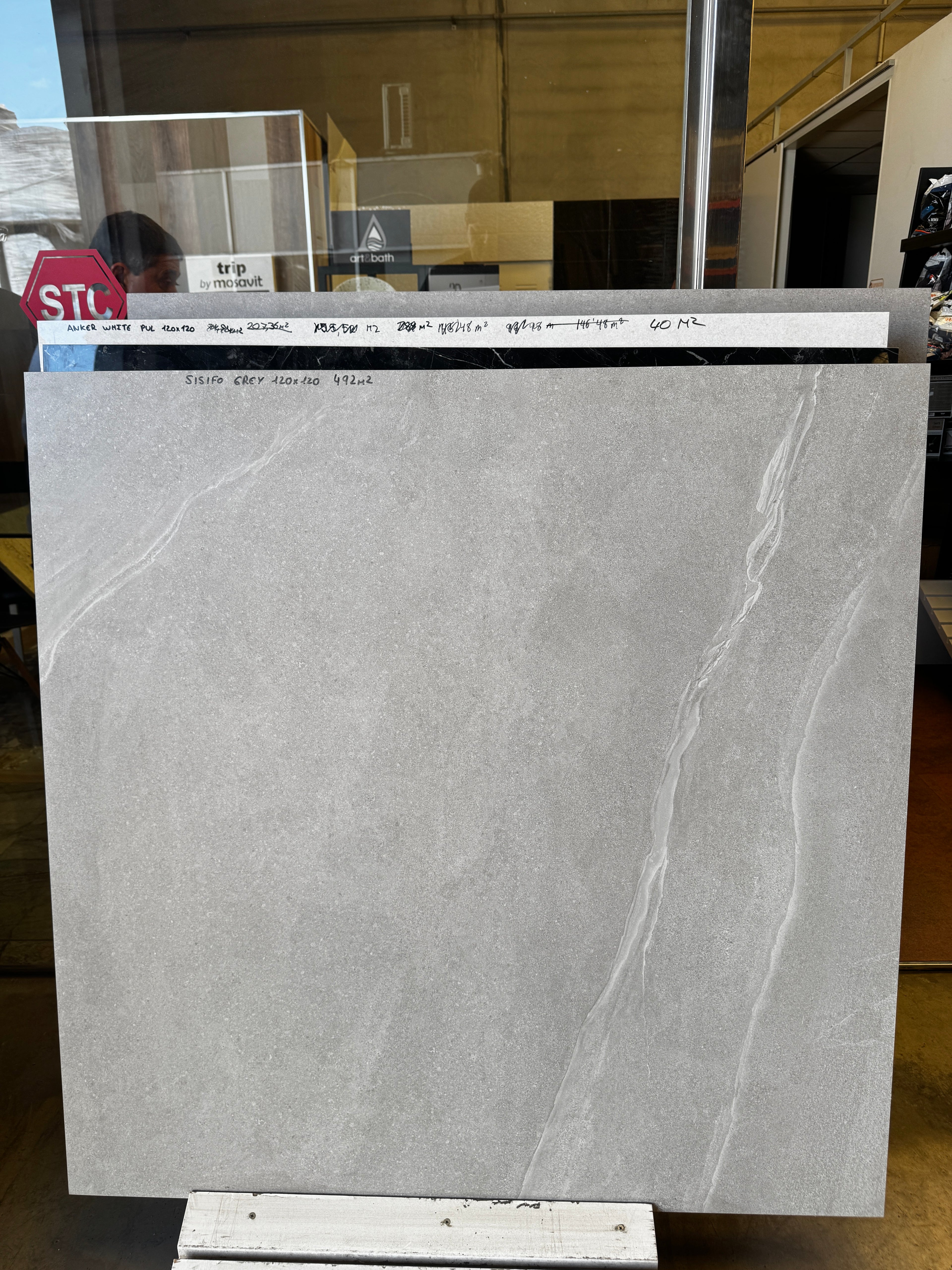Carrelage 120x120 matte (LOT ENTIER)