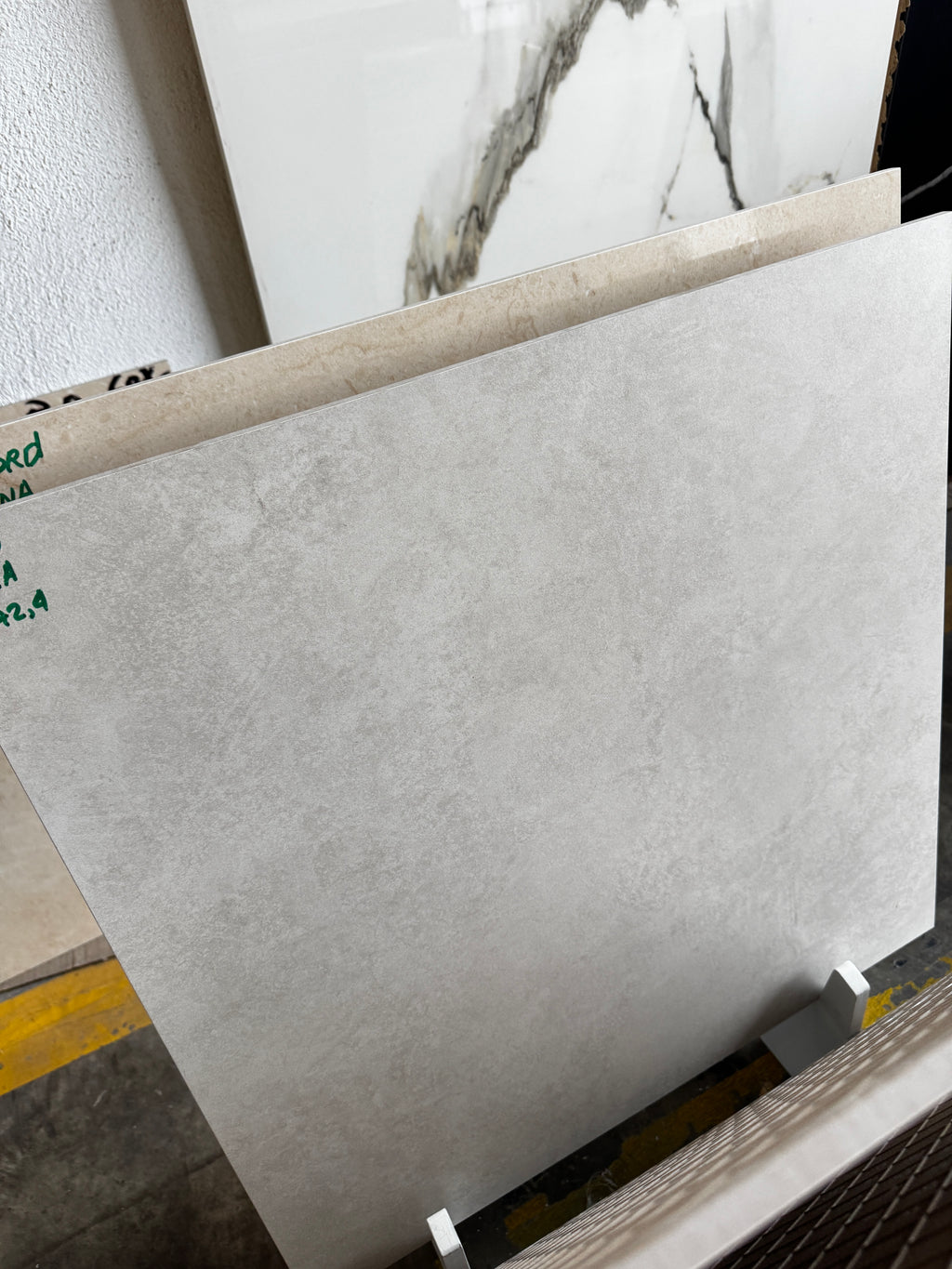 LOT ENTIER 60x60 plusieurs coloris