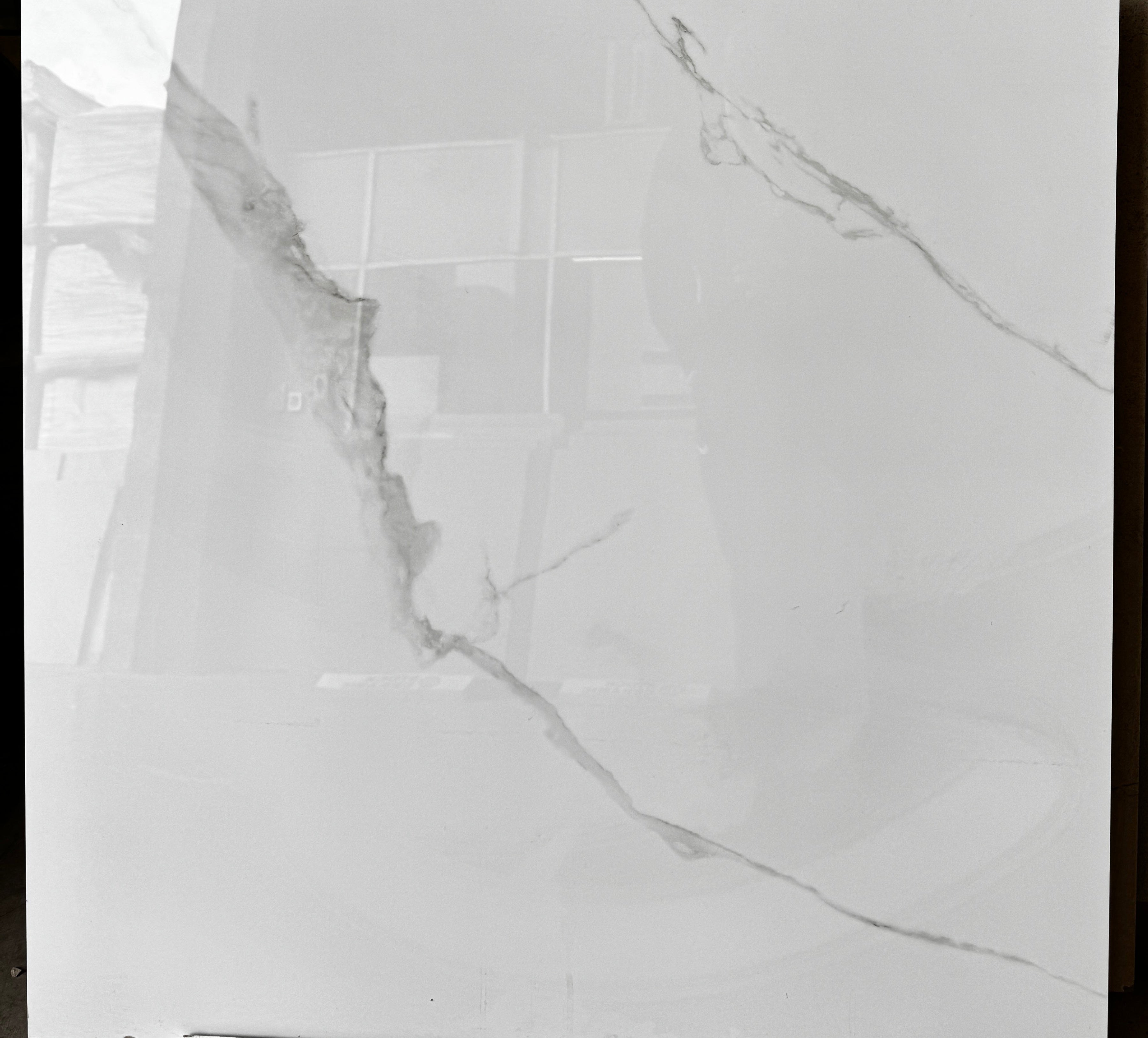 Calacatta polis 100x100 10mm d’épaisseur